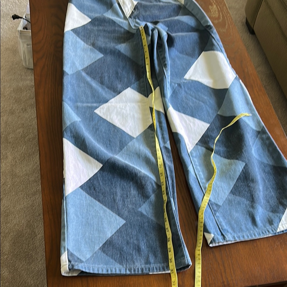 SHEIN Blue and White Flare Jeans - Picture 3 of 7